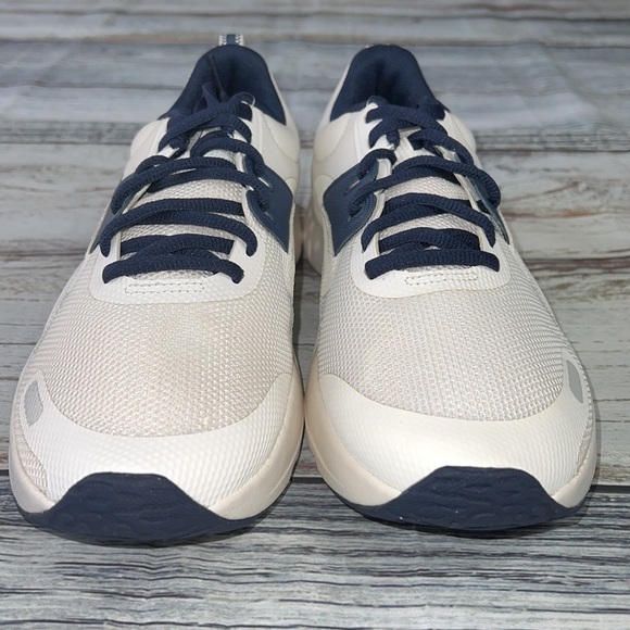 Nike Men's Renew Retaliation 3 Summit White/
MTLC Armory NVY-Obsidian Size-10 - Picture 3 of 11